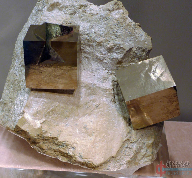 收藏级黄铁矿标本